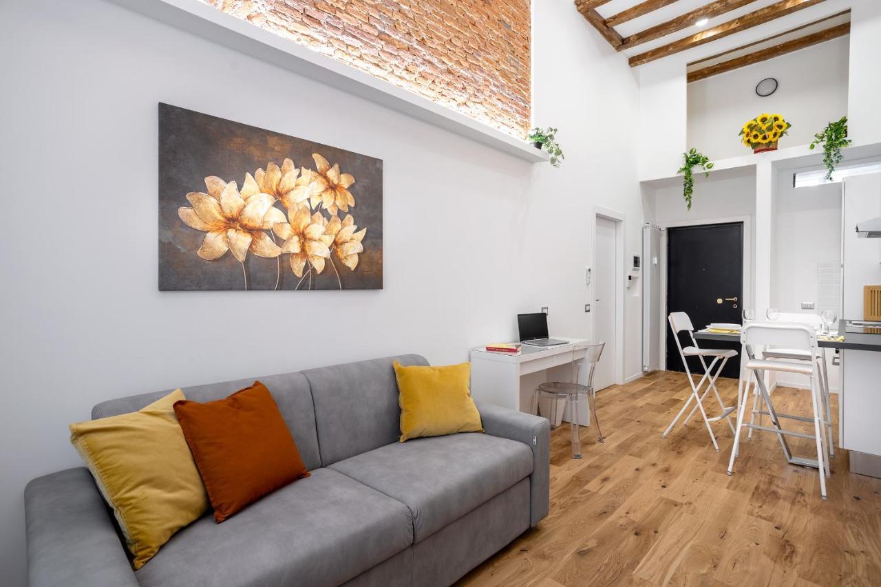 Milano City Apartments - Duomo Brera - Elegant Suite In Design District Exterior foto